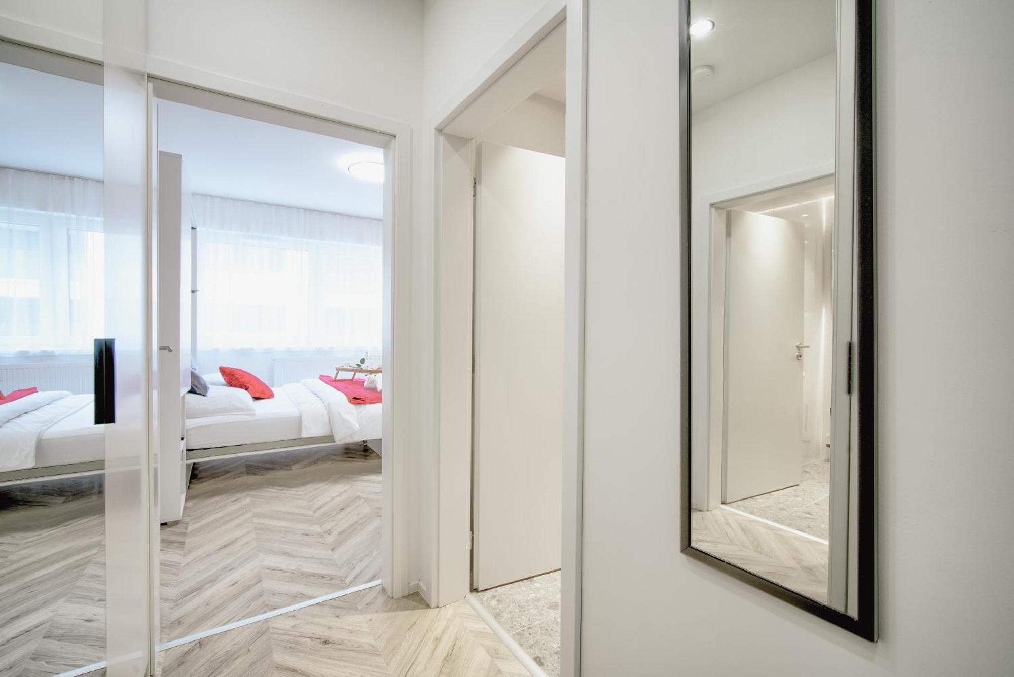 City Relax Apartments With Free Parking, 10 Mins Walk To City Centre Brno Exterior photo