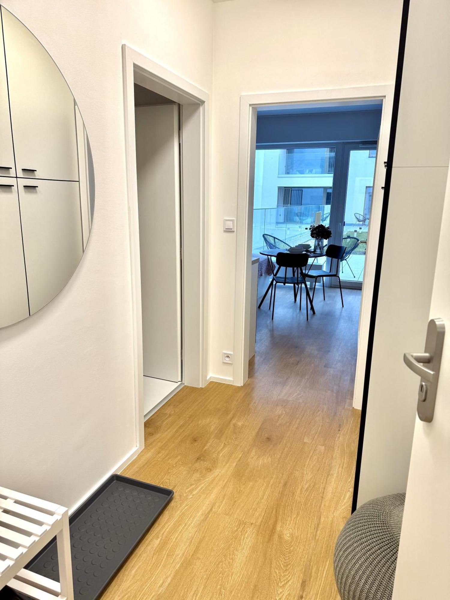 City Relax Apartments With Free Parking, 10 Mins Walk To City Centre Brno Exterior photo